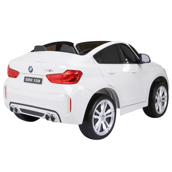 BMW X6M XXL dla 2 dzieci Biały + Pilot + Ekoskóra + Pasy + Wolny Start + MP3 USB + LED