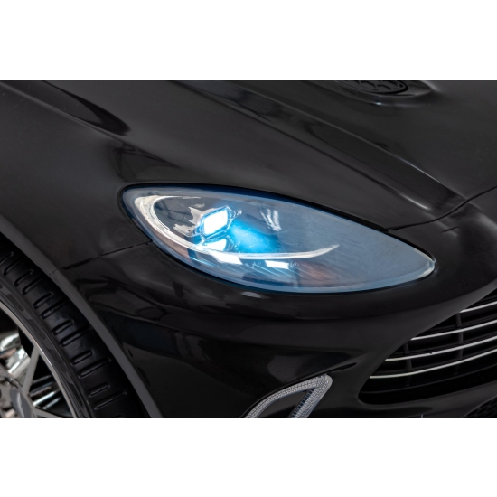 Aston Martin DBX na akumulator dla dzieci Czarny + Pilot + EVA + Pasy + Wolny Start + Audio LED