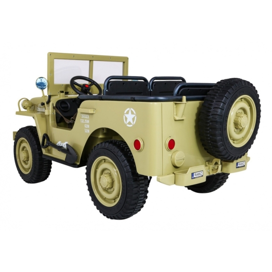 Autko Wojskowe Retro Strong dla 3 dzieci Matcha + Napęd 4x4 + Schowki + EVA + Wolny Start + MP3 LED