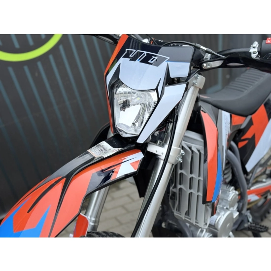 MOTOCYKL CROSS 300CC INFERNO 40 KOŁA 21/18 KOLOR POMARAŃCZOWY